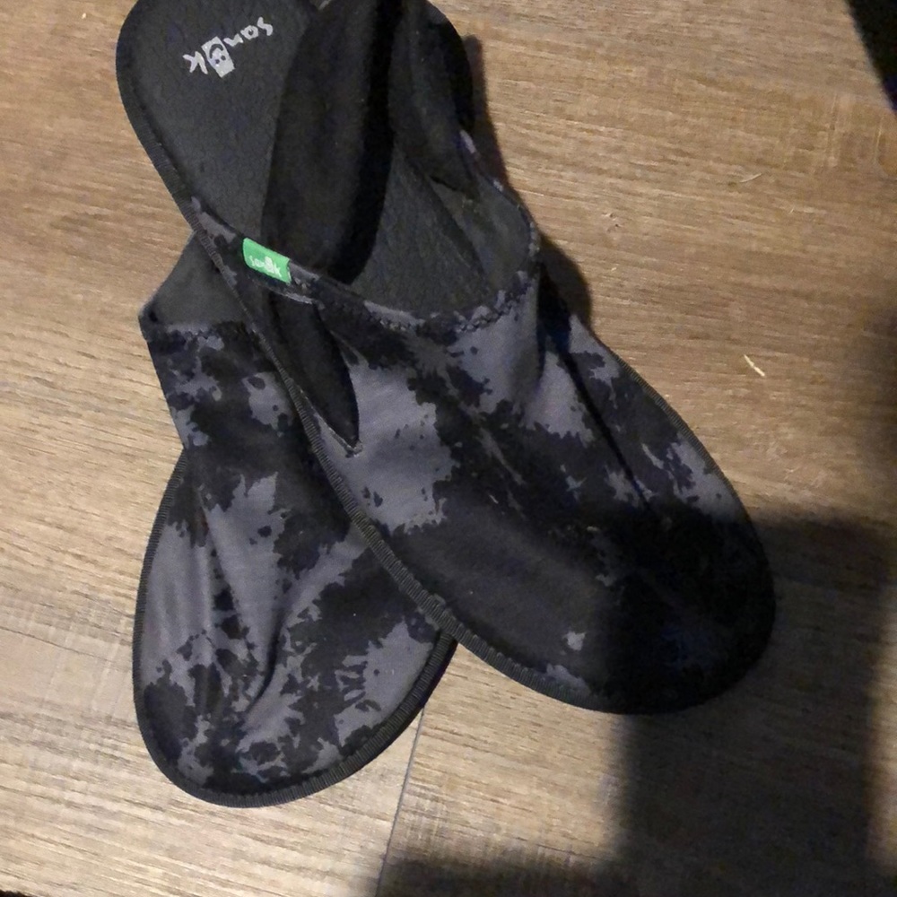 Sanyo yoga slinks like new!